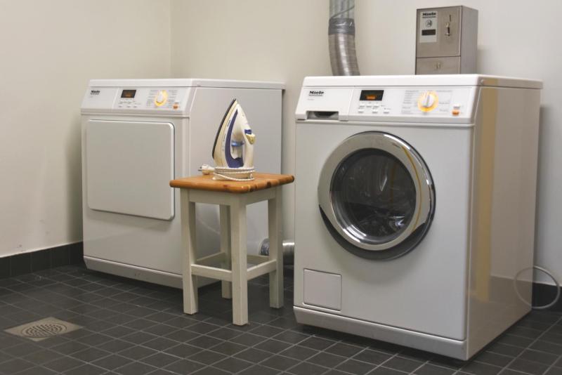 Triple Room with Shared Bathroom image 4