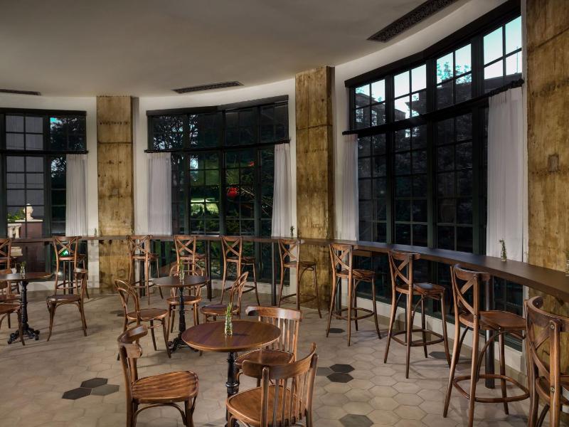 Hotel Valencia Riverwalk - image 42