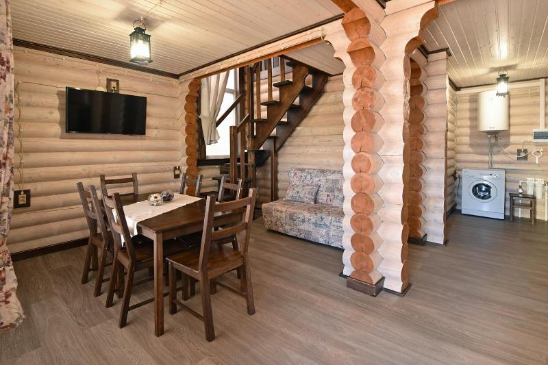 Four-Bedroom House image 2