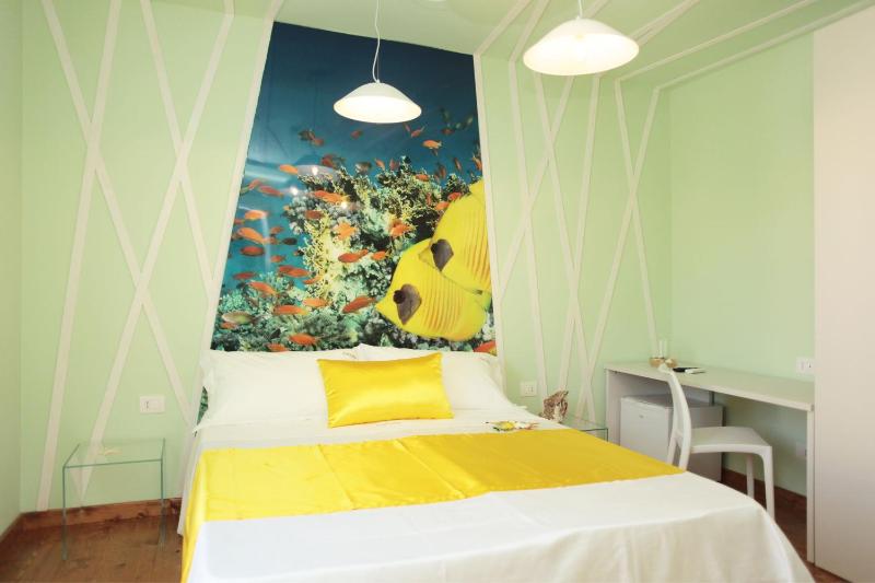 Double Room with Balcony image 1