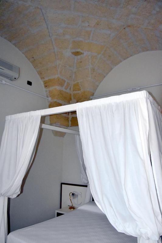 Deluxe Suite image 1