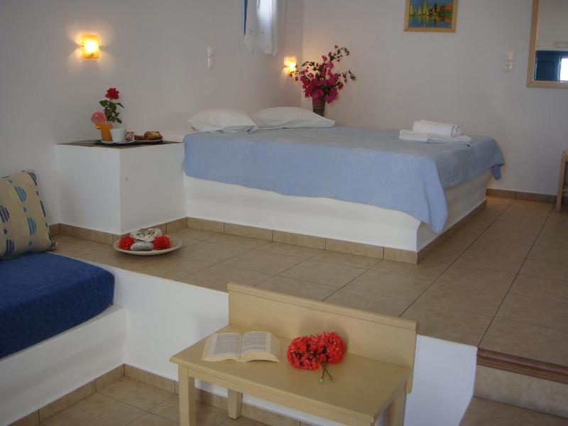 Triple Room with Sea View image 4