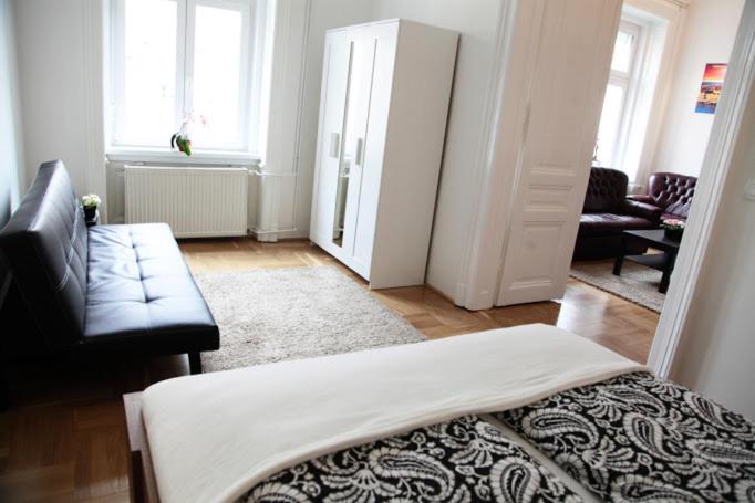 Brand New Apartment Budapest - image 3