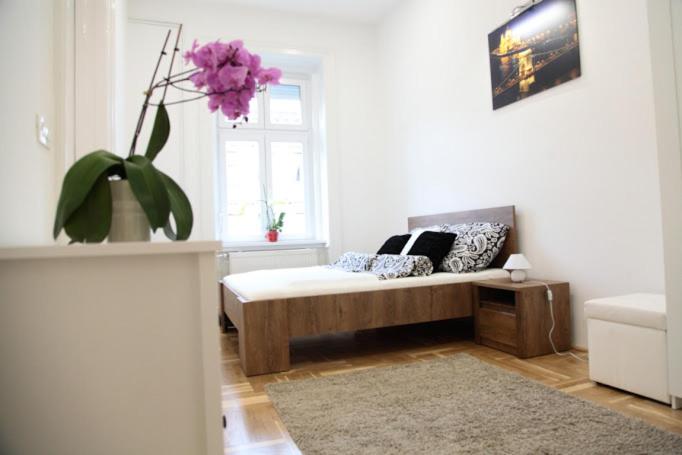 Brand New Apartment Budapest - image 2