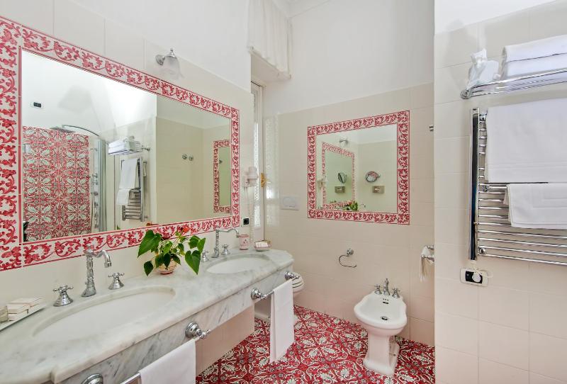 Double or Twin Room with Patio image 3