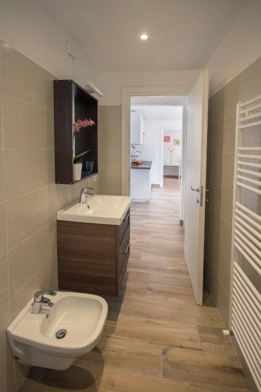 Apartment with Lake View image 4