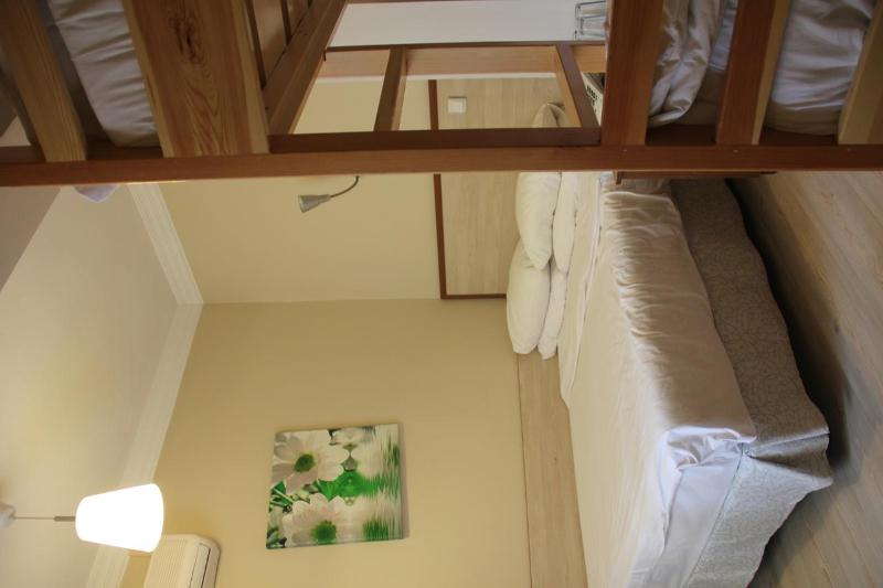 Standard Family Room image 3