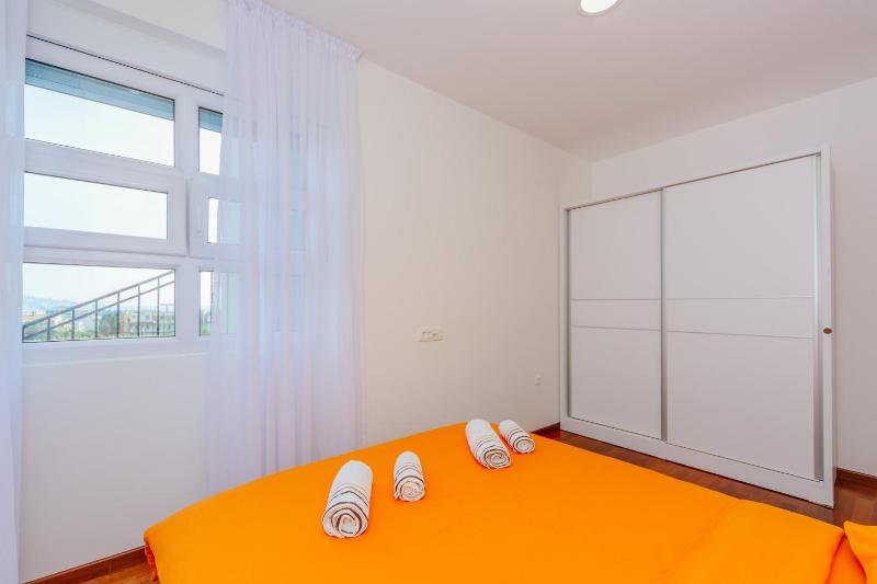 Apartments Bujkovic - image 10