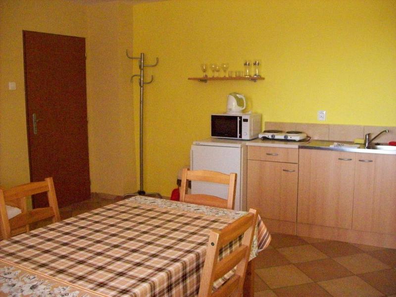 Quadruple Room image 4