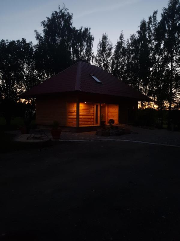 Two-Bedroom House image 3