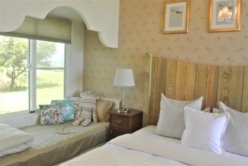 Bell Cottage B&B - image 11
