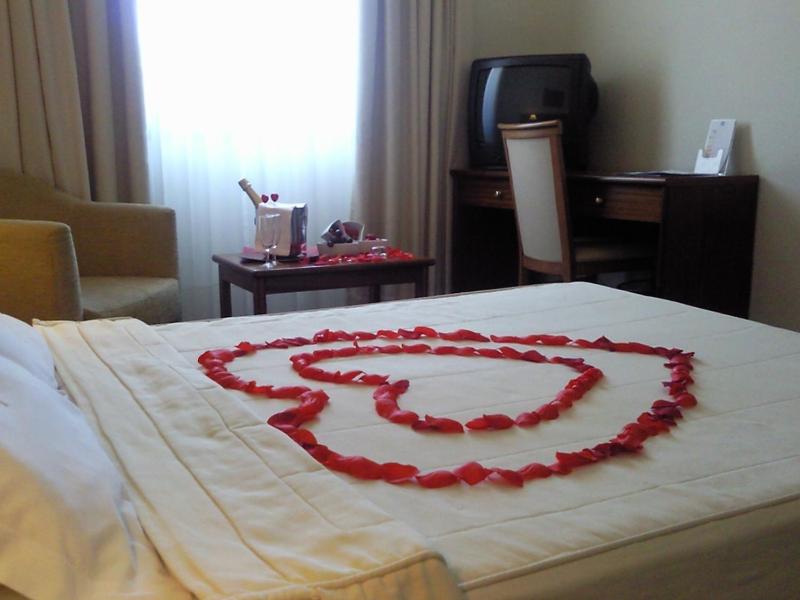 Double Room with Romantic Package  image 4
