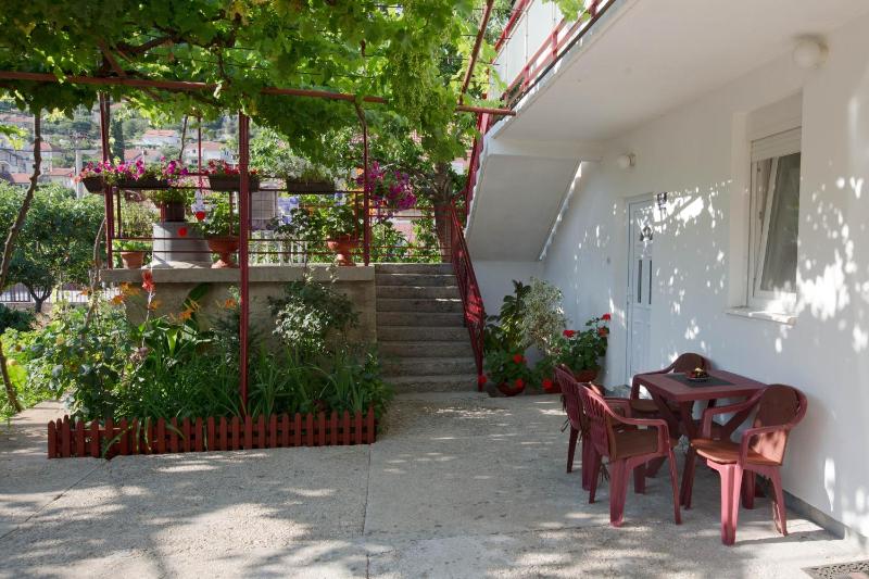 Apartment image 4