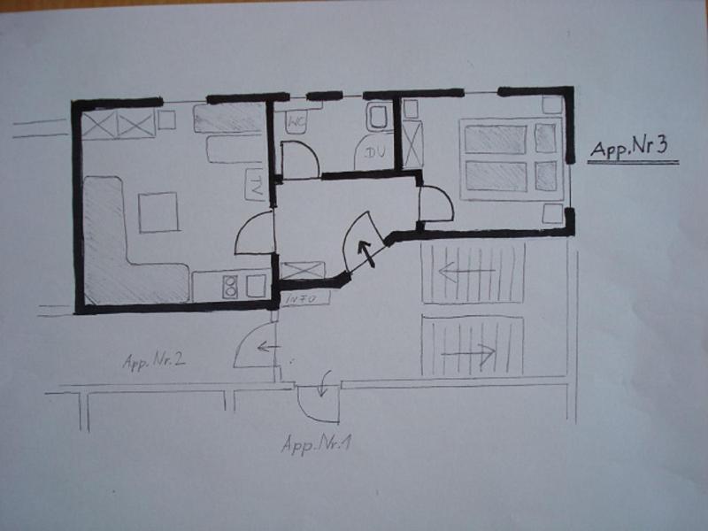 Small One-Bedroom Apartment image 3