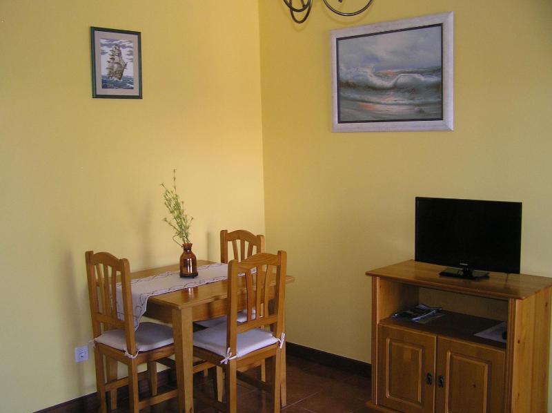 Studio Apartment image 4