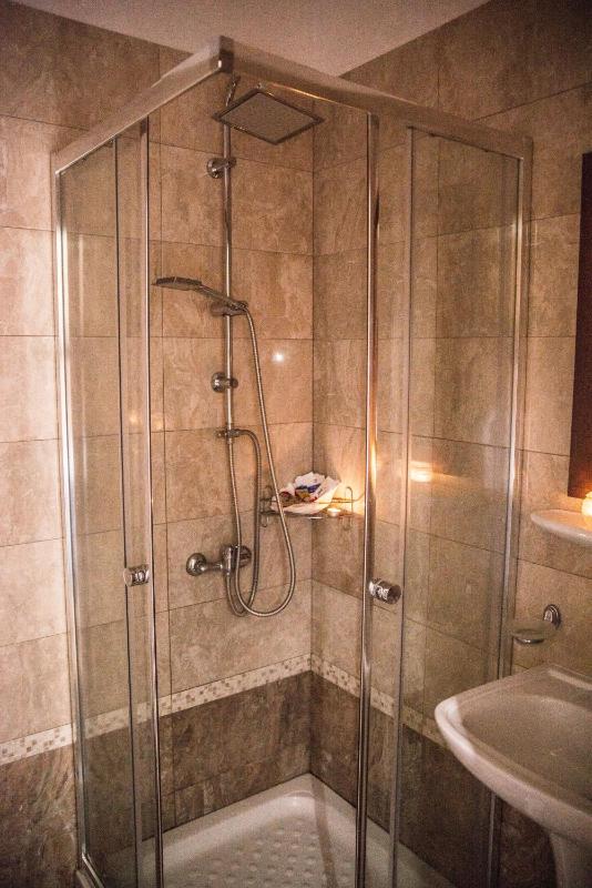 Superior Double Room image 3