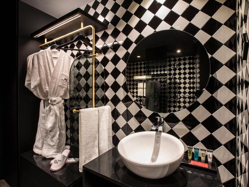 Junior Suite image 3