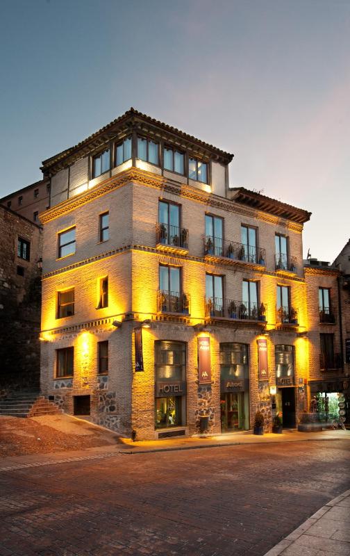 Two-Bedroom Apartment with Terrace image 2