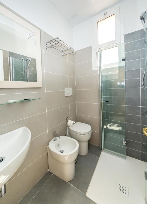 Triple Room image 2