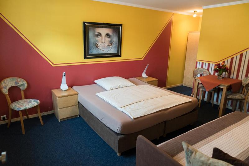 Triple Room image 1