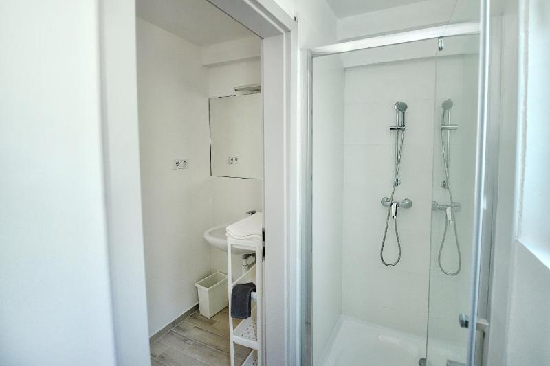 Studio Apartment with Balcony image 2