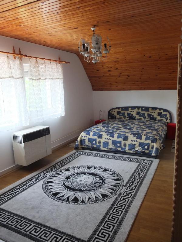 Apartment with Terrace image 2