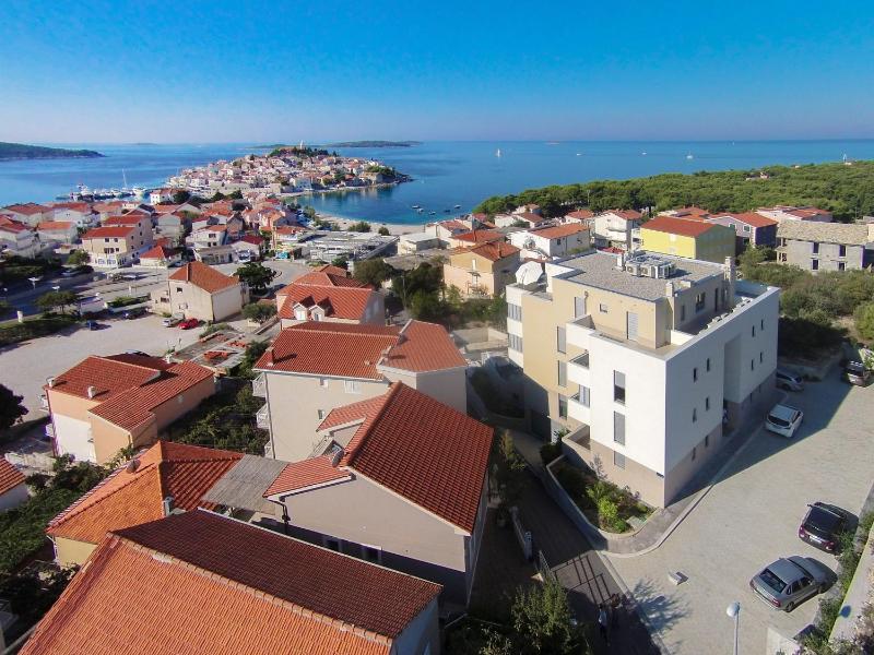 Two-Bedroom Apartment with Sea View image 4