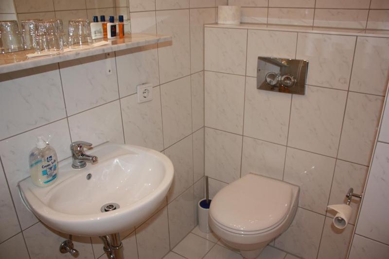 Triple Room image 3