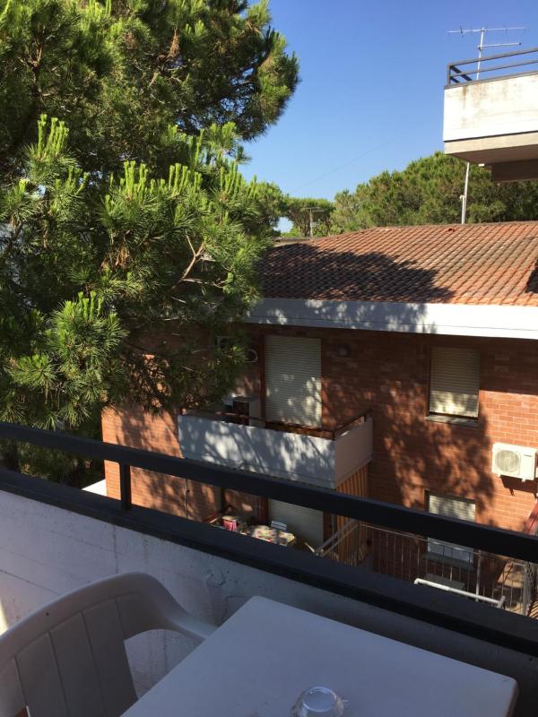 Economy Double or Twin Room image 4