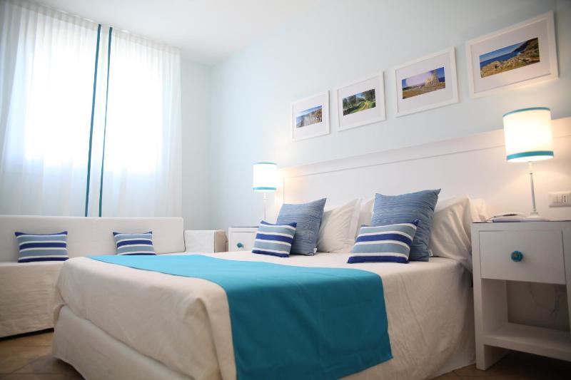 Standard Double Room image 4