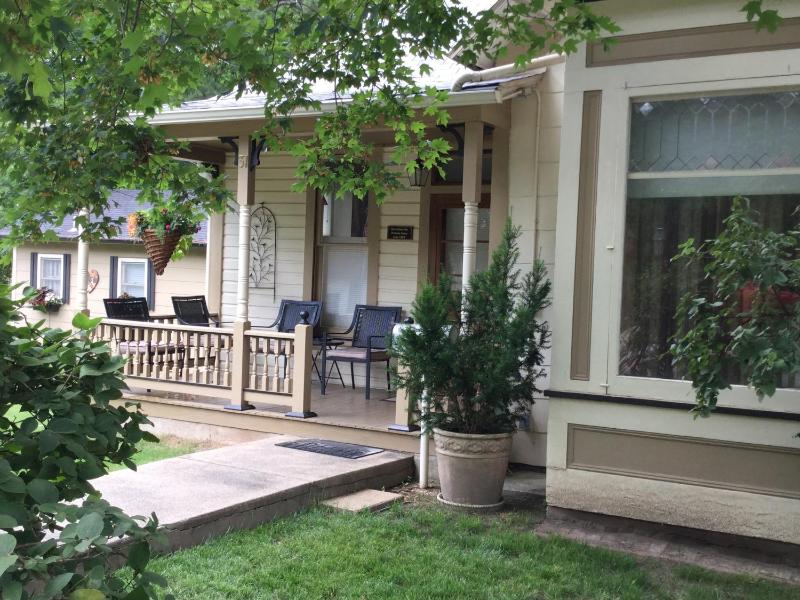 Two-Bedroom Cottage image 2