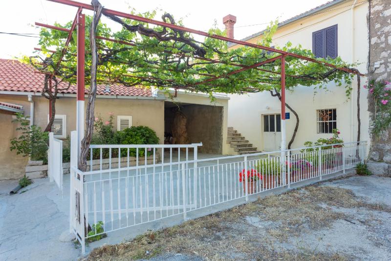 Holiday Home Urlović - image 13