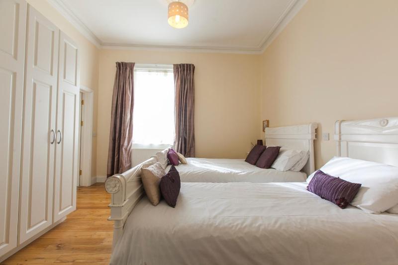 Dublin Vacation Rentals - image 11