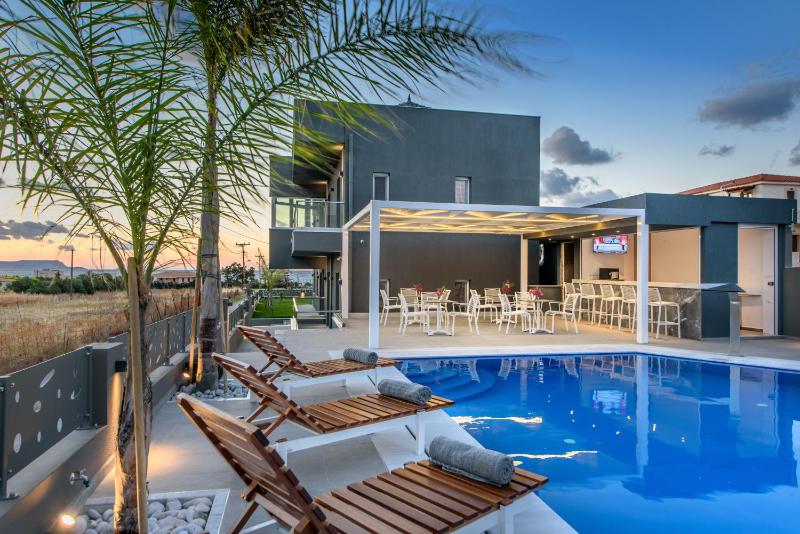Elysian Suites - image 1