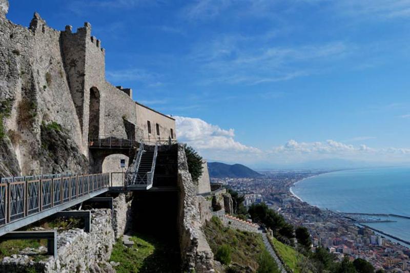 Salerno Prestige Apartment - image 42