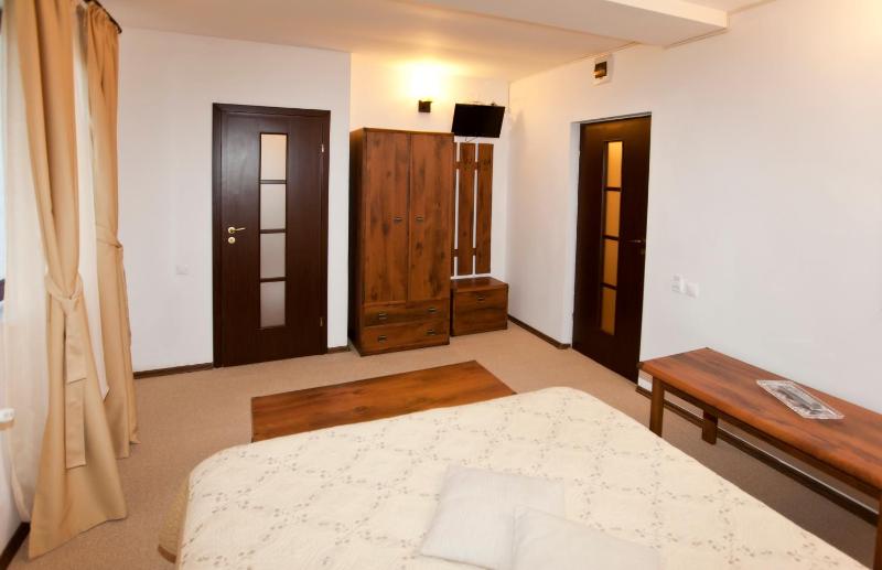 Double Room image 2