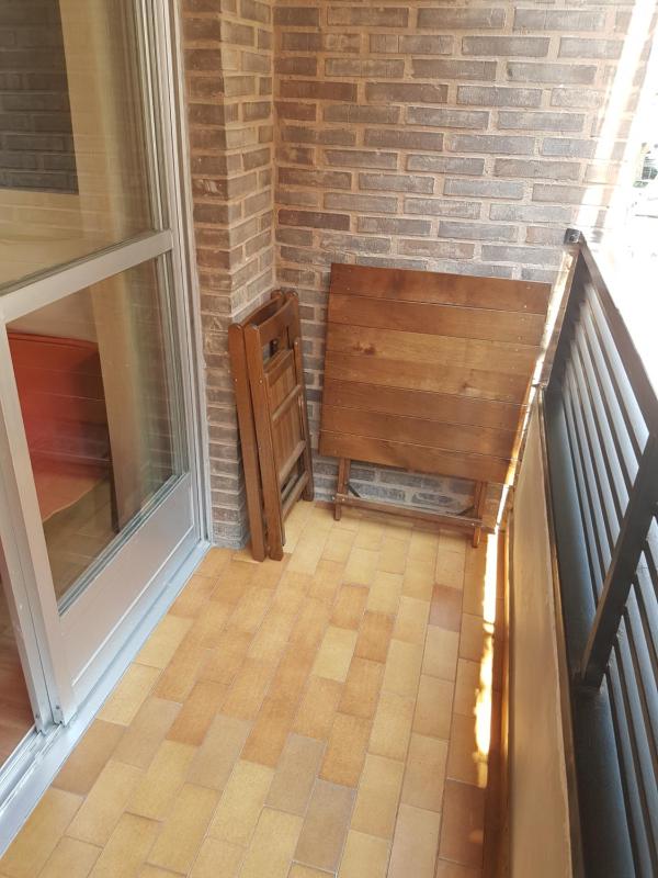 Triple Room with Shared Bathroom image 2