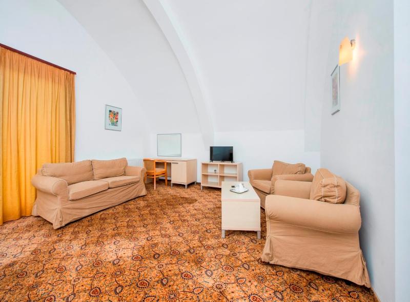 Suite with Balcony image 4