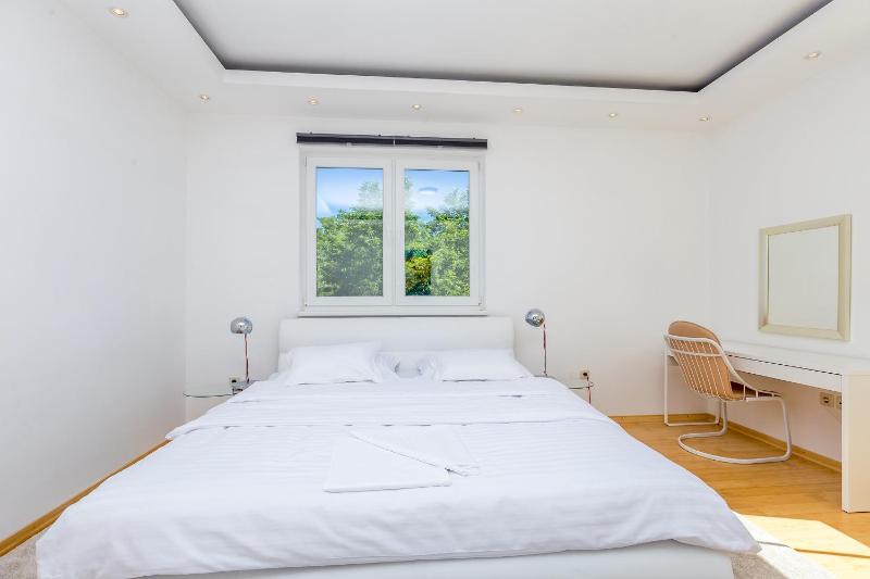 Villa Sveti Petar - with heated pool and outdoor jacuzzi - image 43