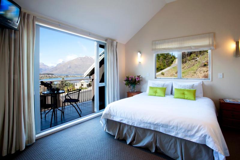 White Peaks Villa - image 24