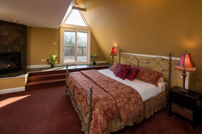 Suite with Balcony image 2