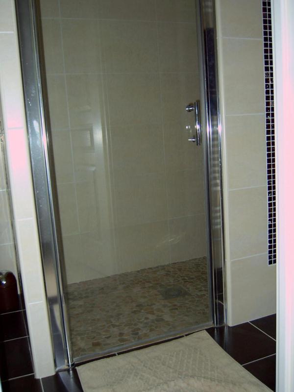 Double Room image 3