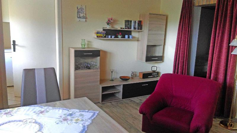 Two-Bedroom House image 4