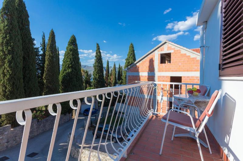 Apartment (2-3 Adults) image 3