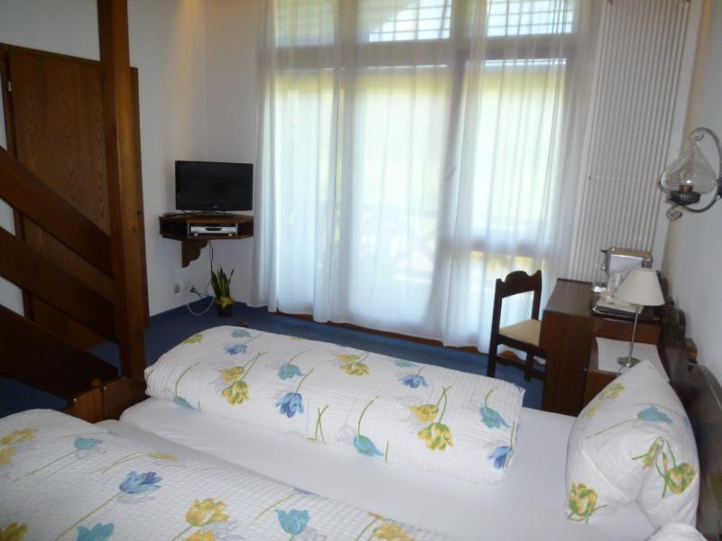Quadruple Room image 2