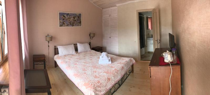 Deluxe Double Room image 2