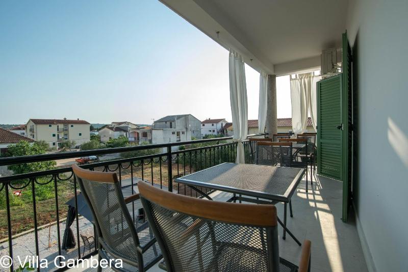 Studio with Garden View image 3