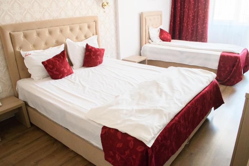 Hotel Clas - image 5
