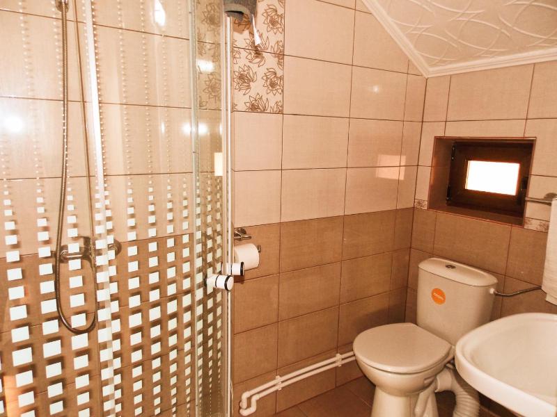 Triple Room image 2