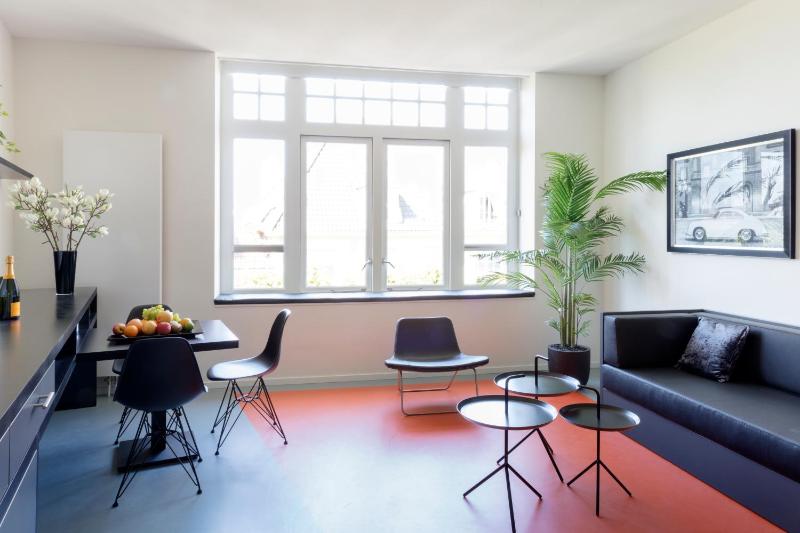 Superior Apartment image 4